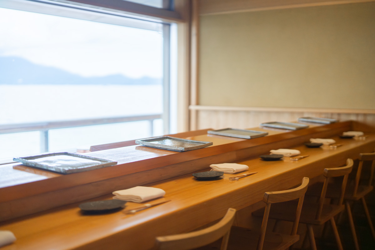 Guntu - Floating Hotel on the Seto Sea