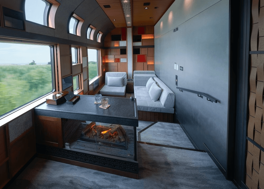 Deluxe Suite B
